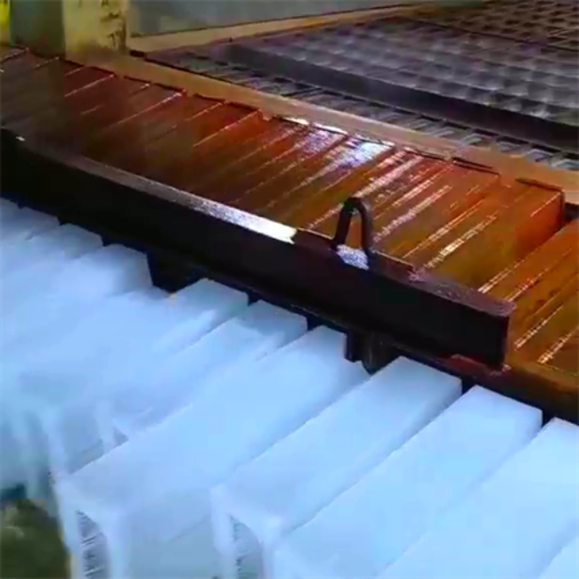 大冰块特惠来袭！上海良臣制冰厂，量大从优等你来订！